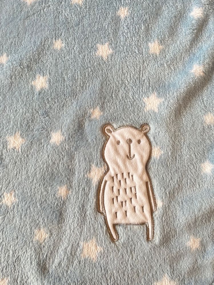 B�b�, Couverture ''Primark'' 75x95cm, Ciel
3 Paris 19 (75)