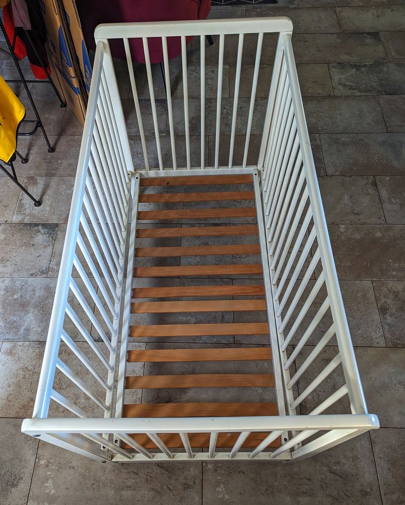 Lit b�b�/enfant � barreaux 40 Villeveyrac (34)