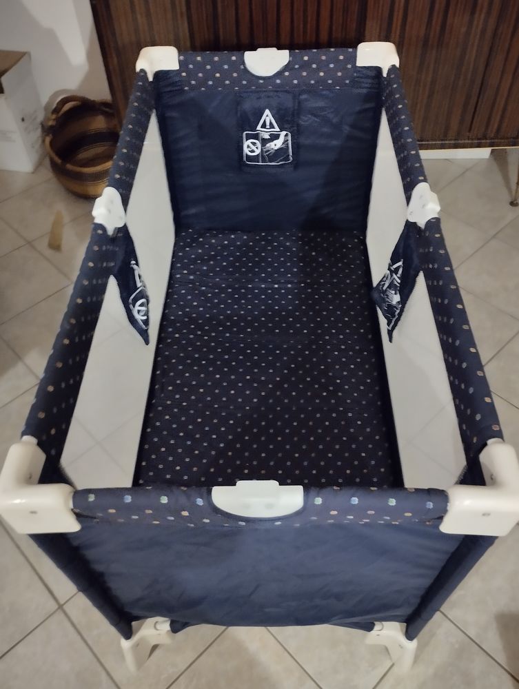 Lit b�b� enfant pliable 30 Saint-Dizier (52)