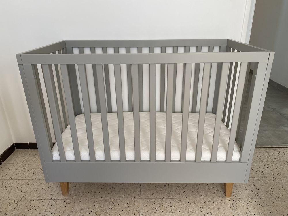 Lit bébé lounge Vox et matelas ergonomique Babysom 150 Allauch (13)