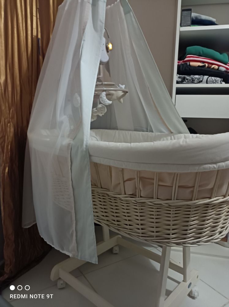 lit b�b� et transat 150 Saint-Julien-de-Peyrolas (30)