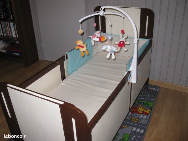 Lit B�b� Vintage 50 Saint-Aubin-des-Bois (28)