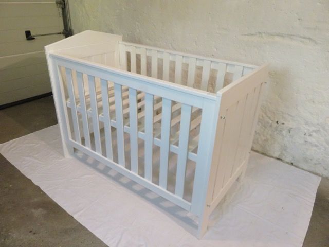 Achetez Lit De Bebe Lit Occasion Annonce Vente A Romilly Sur Andelle 27 Wb
