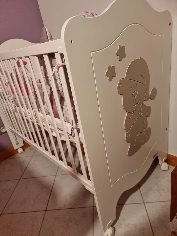 lit b�b� 100 Mende (48)