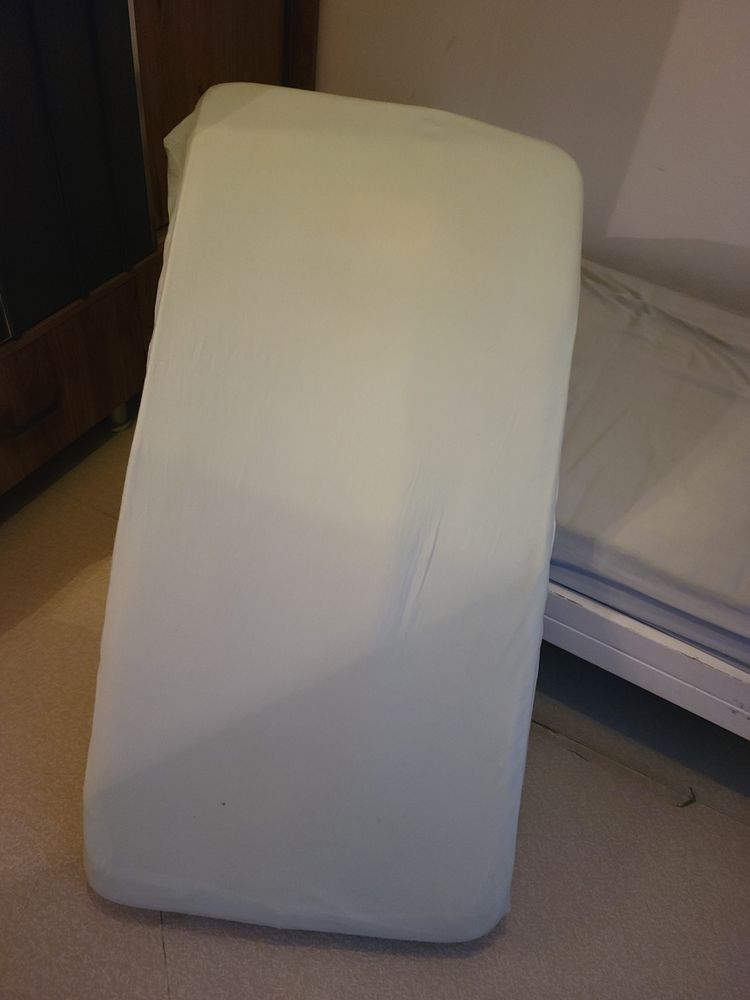 lit b�b� 80 Oyonnax (01)