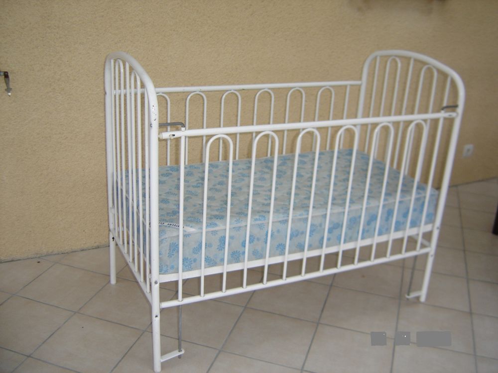 Lit b�b� 50 Montayral (47)