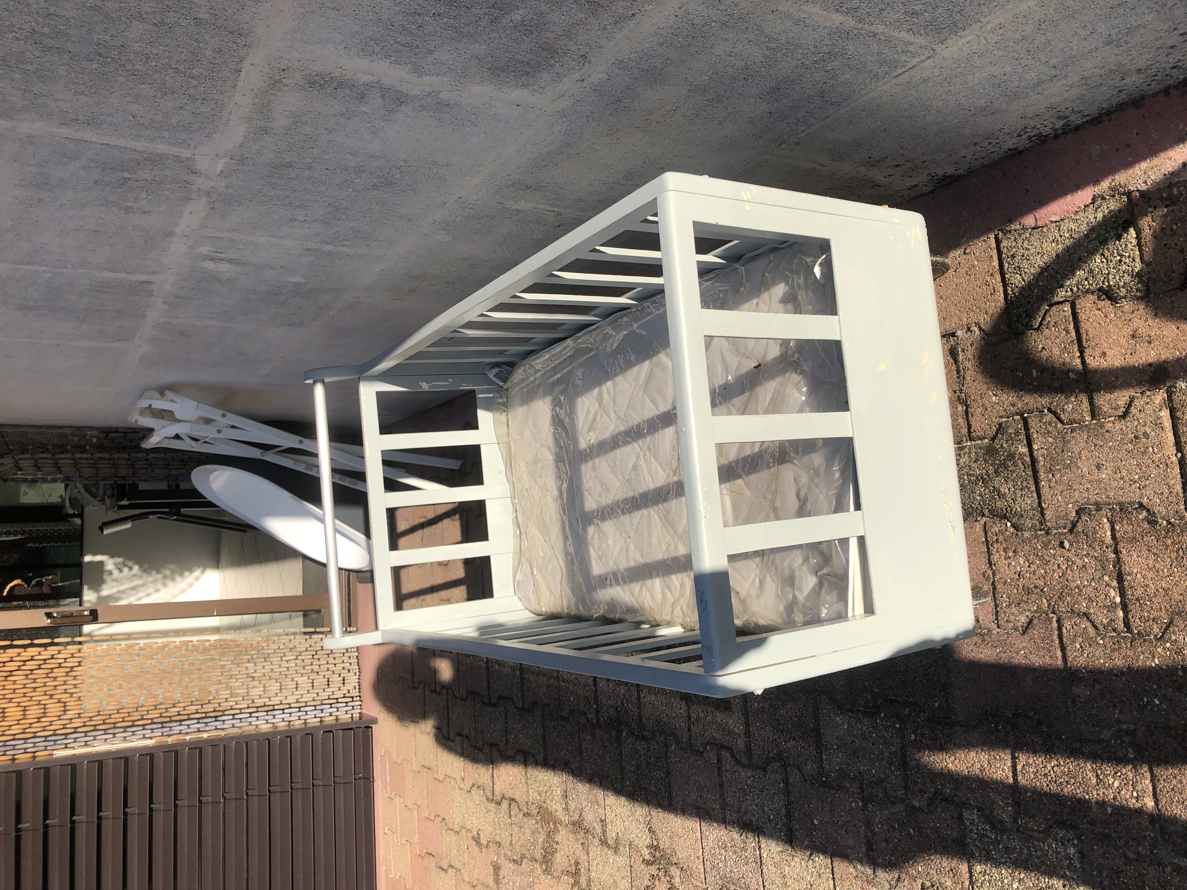 lit b�b� 300 Moulis-en-M�doc (33)