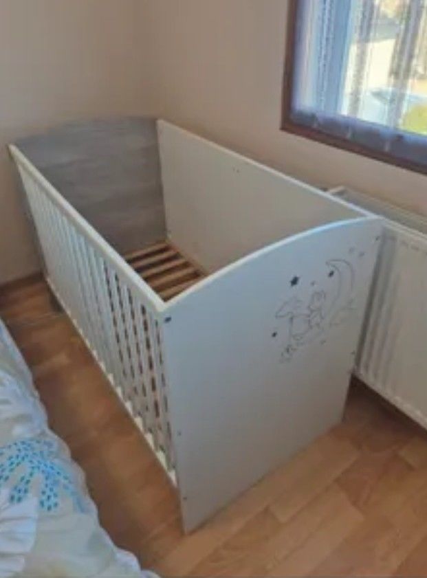 Lit bebe 50 Paris 12 (75)