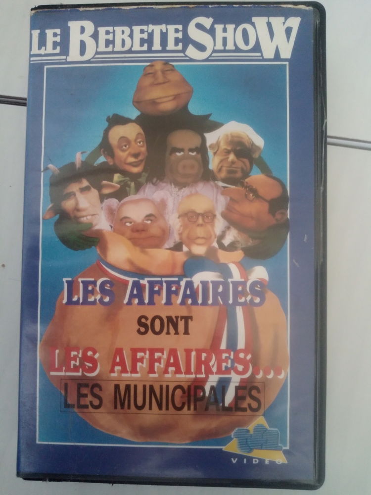 Le b�b�te show VHS les affaires sont les affaires 0 Versailles (78)