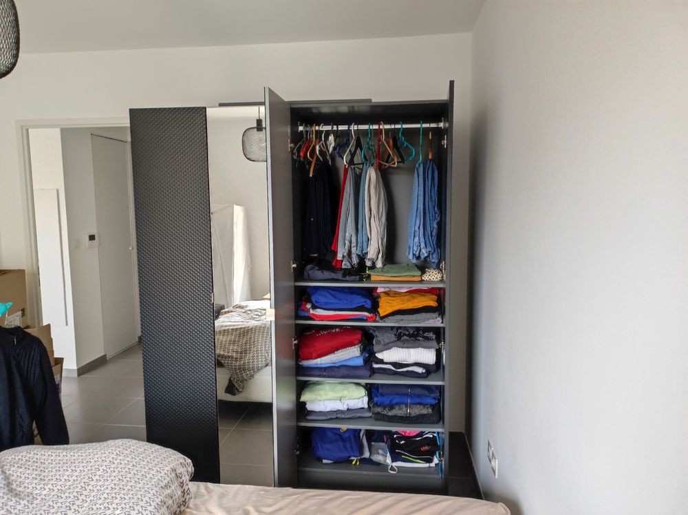 Belle armoire dressing avec portes miroir 300 Meyreuil (13)