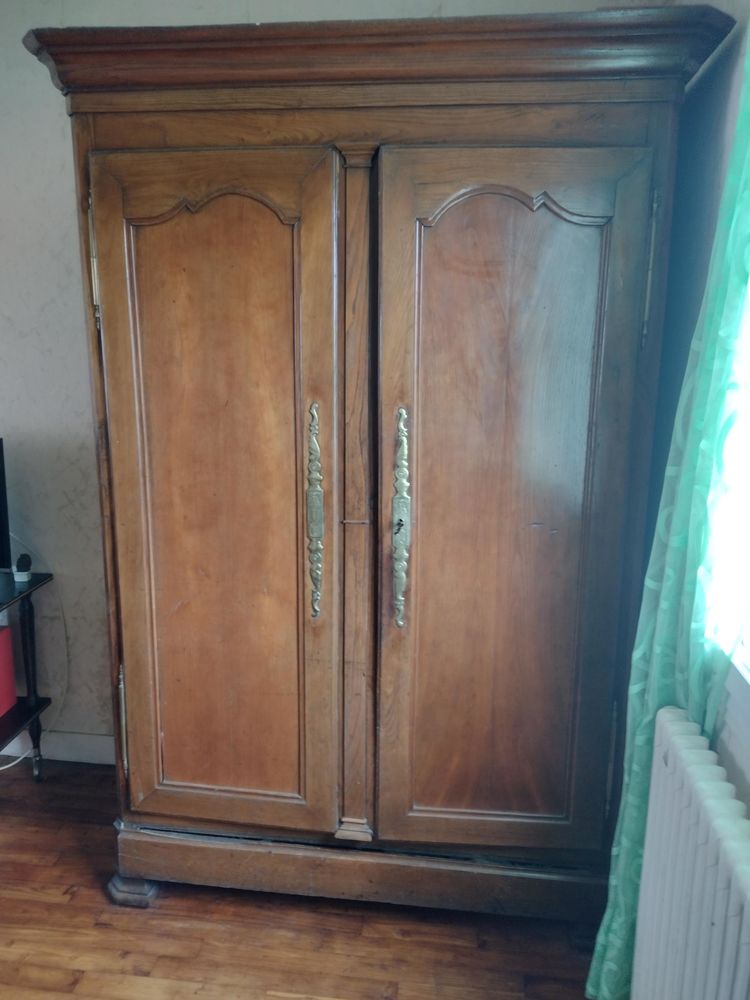 Belle Armoire Normande 100 La Vraie-Croix (56)