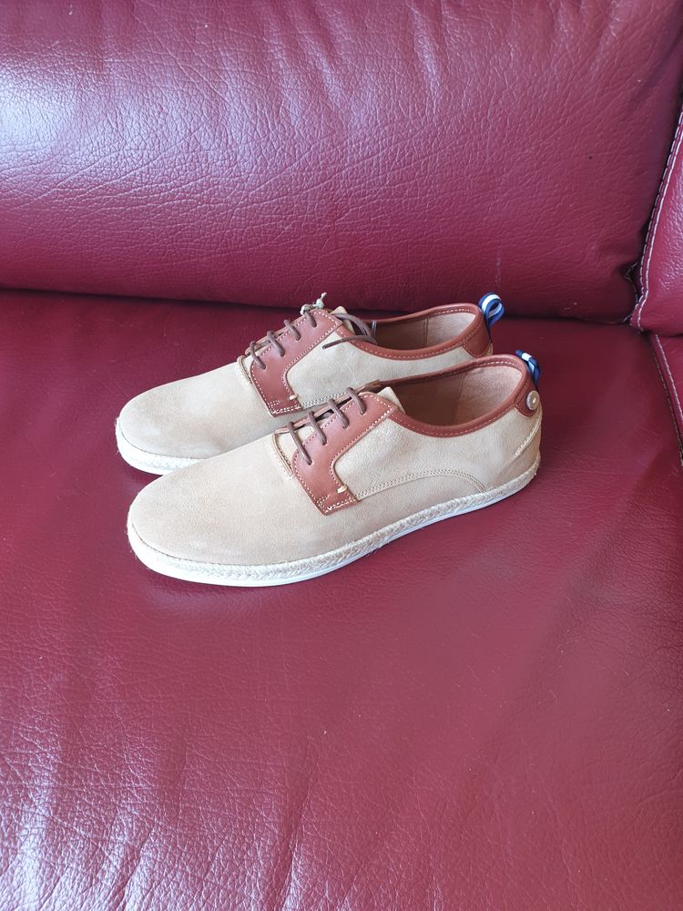 Belle chaussure de ville neuve 30 Troyes (10)