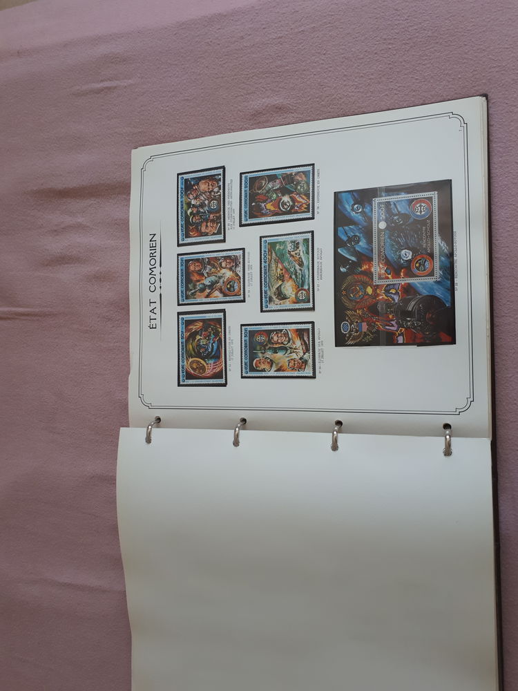 Belle Collection de 354 timbres + blocs  Etat Comorien  90 Marseille 14 (13)