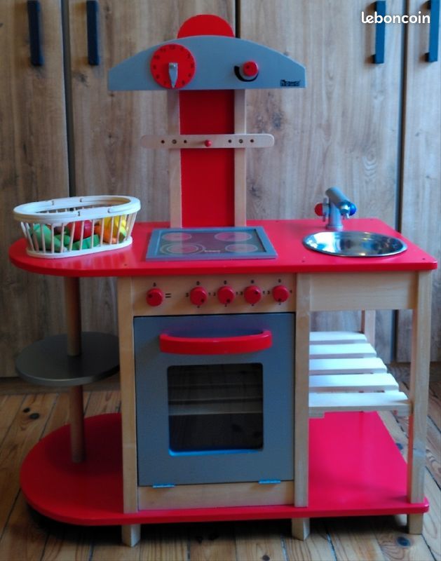 Belle d�nette en bois 32 Saint-Genis-Laval (69)