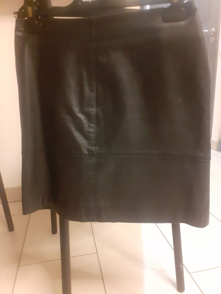 Belle JUPE Cuir 8 Mont�limar (26)