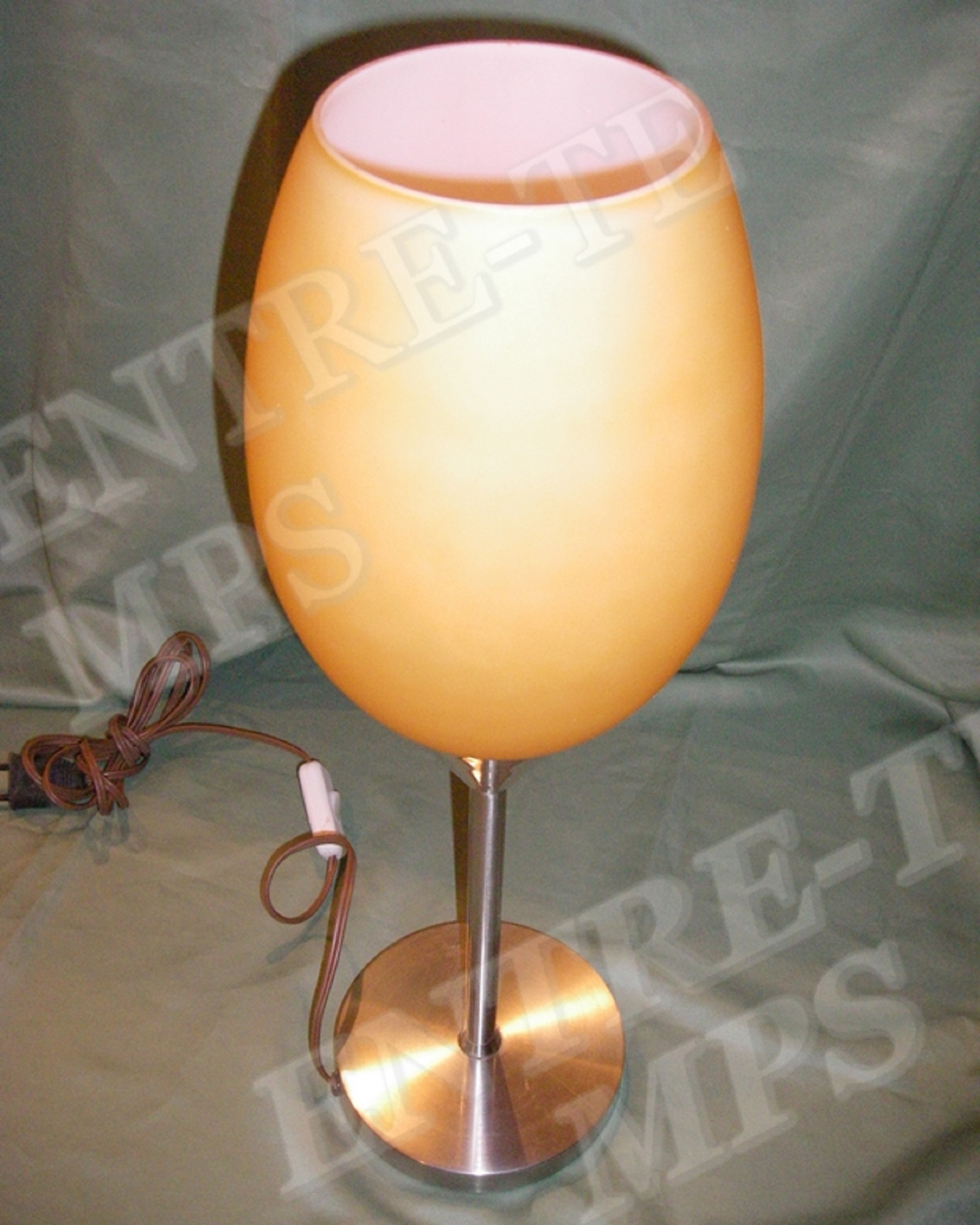 BELLE LAMPE OVO�DE M�TAL CHROM� ORANGE & BLANCHE ART MODERNE 59 Sergines (89)