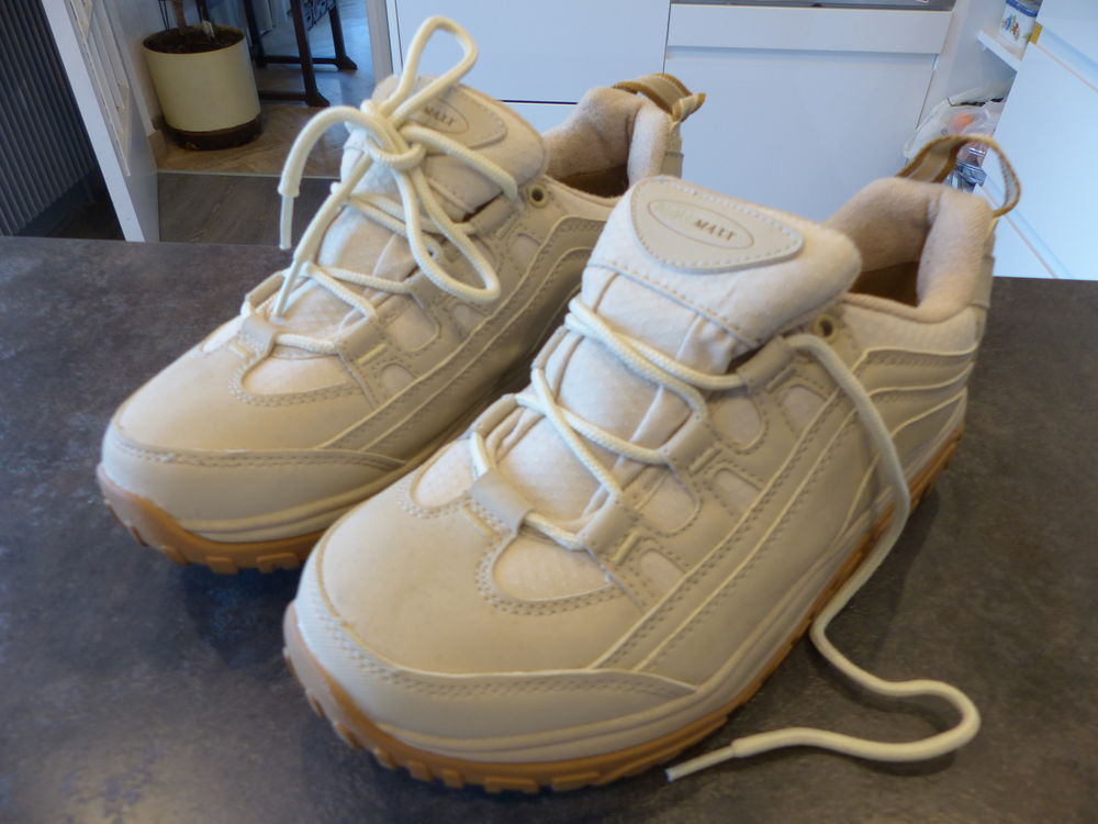 belle paire de  chaussures d�tente/sport 15 Roclincourt (62)