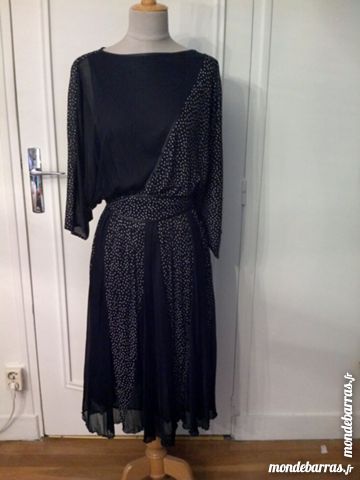 BELLE ROBE et  CHAUSSURES 95 Paris 18 (75)