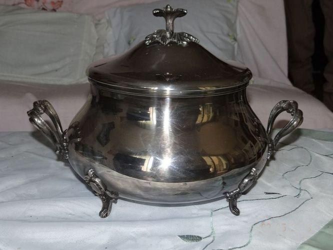 belle soupi�re argent tr�s d�corative 700 Arles-sur-Tech (66)