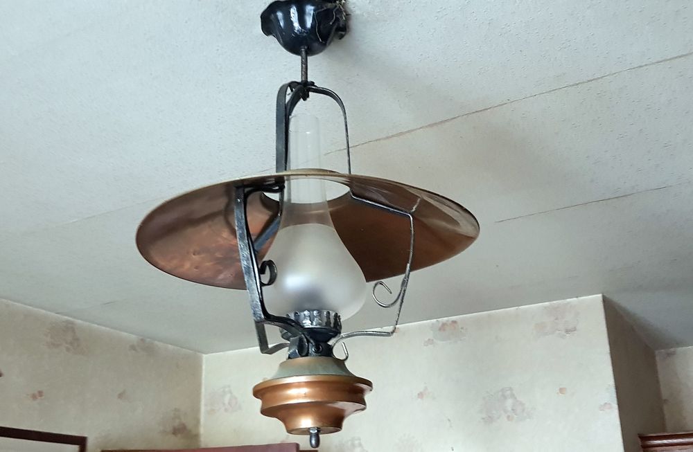 Belle suspension en cuivre, Fer Forg� et verre 20 Mitry-Mory (77)