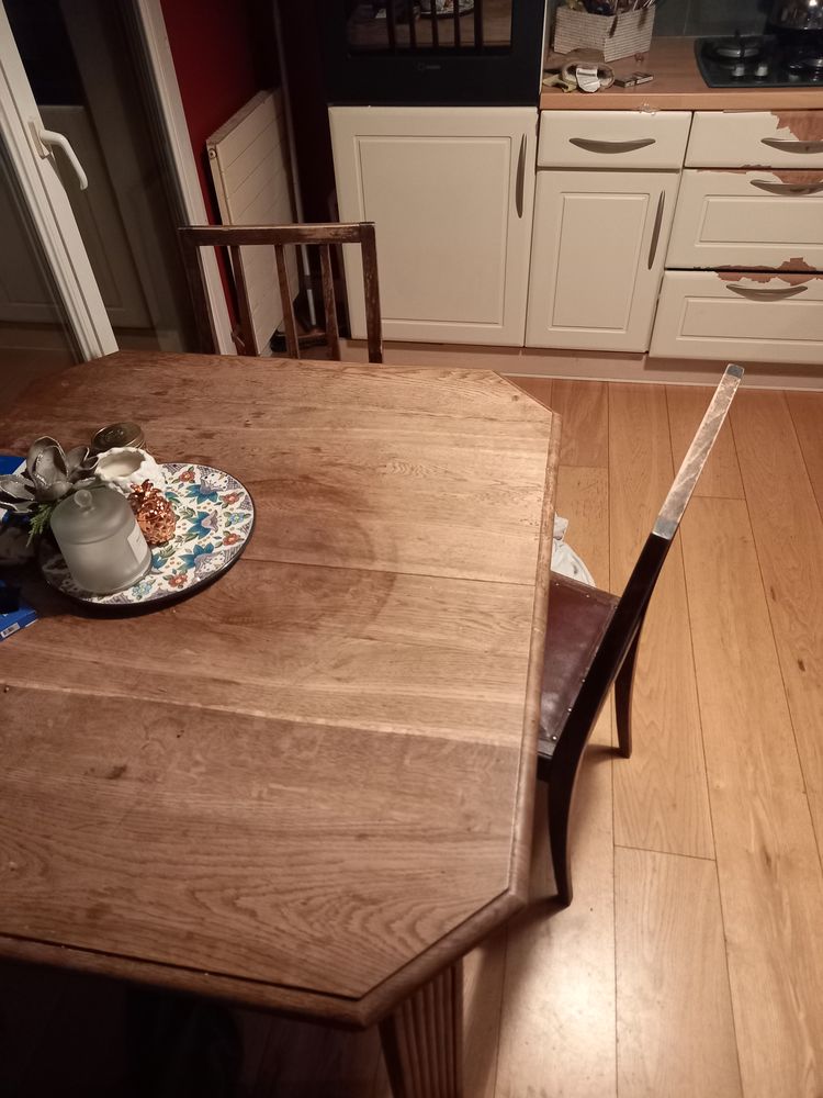 Belle table art deco 50 Annecy (74)