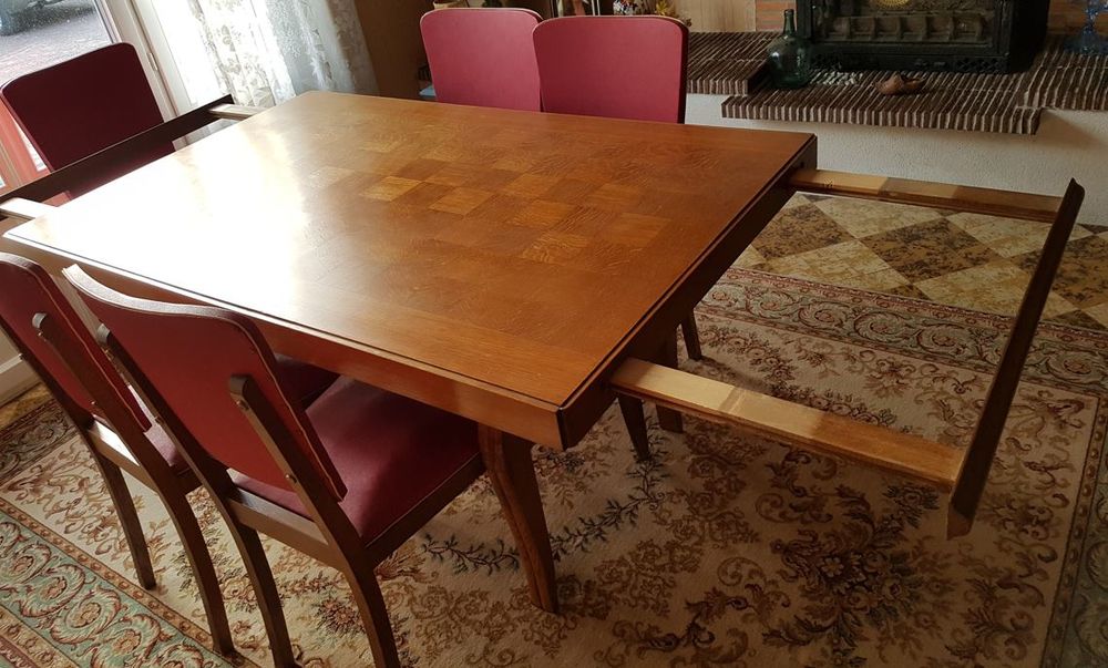 Belle Table de salle à manger avec chaises et rallonges 140 Olivet (45)