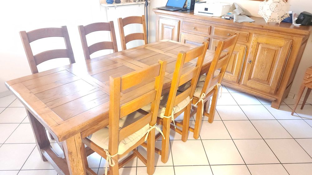 Belle table de salle �  manger 500 Lognes (77)