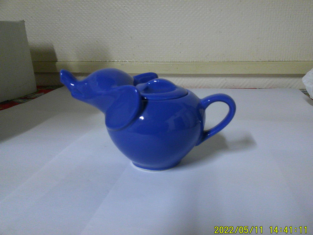 Belle  Th�ier  ( G.M )   ELEPHANT  ; en  Bleu 15 Nontron (24)