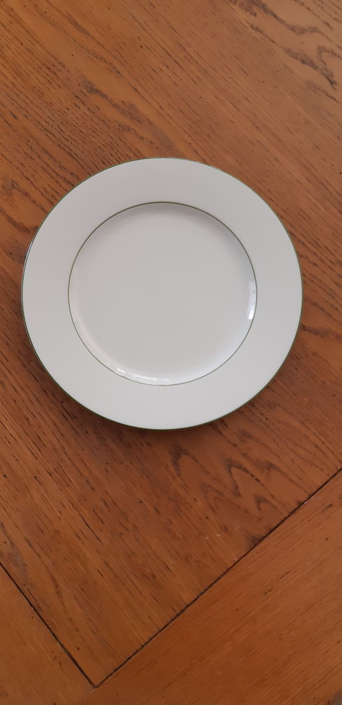 belles assiettes plates 20 Marseille 12 (13)