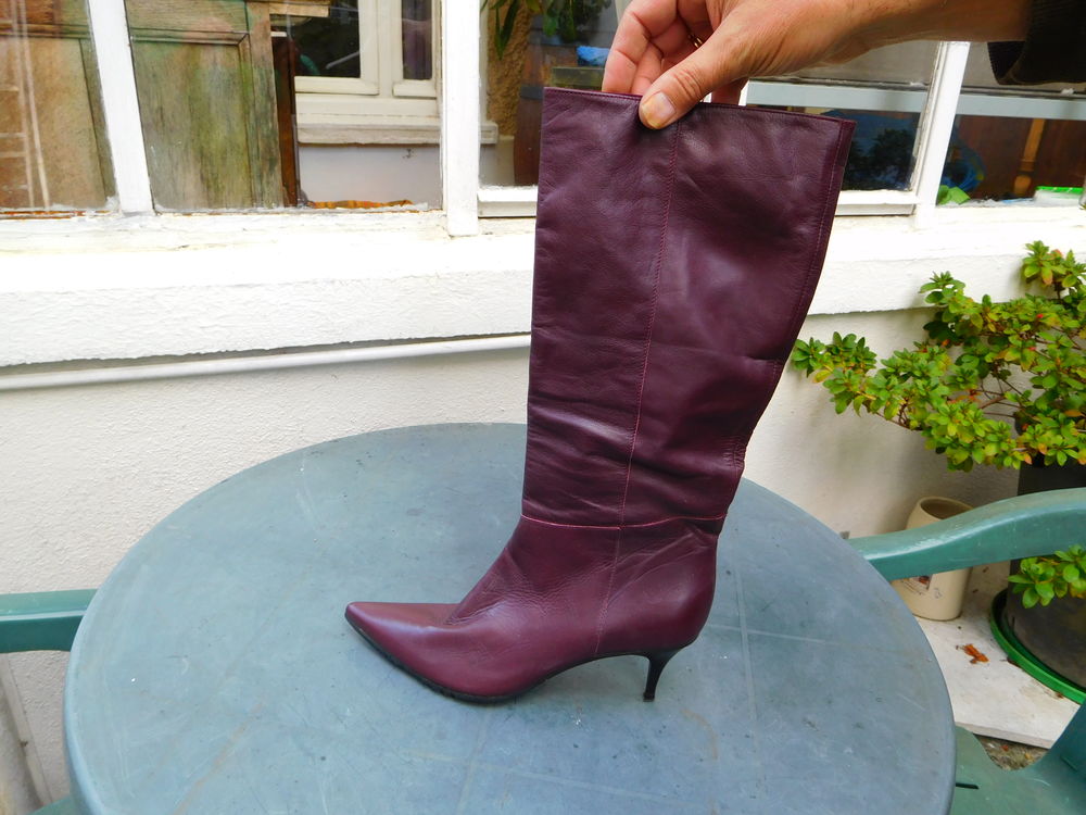 belles bottes en cuir couleur bordeaux quasi neuves 50 Vitry-sur-Seine (94)