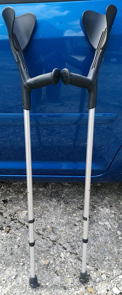 BEQUILLES ADULTE 5 Ch�lons-en-Champagne (51)