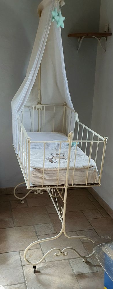 Berceau ancien 50 Saint-Hilaire-de-Riez (85)