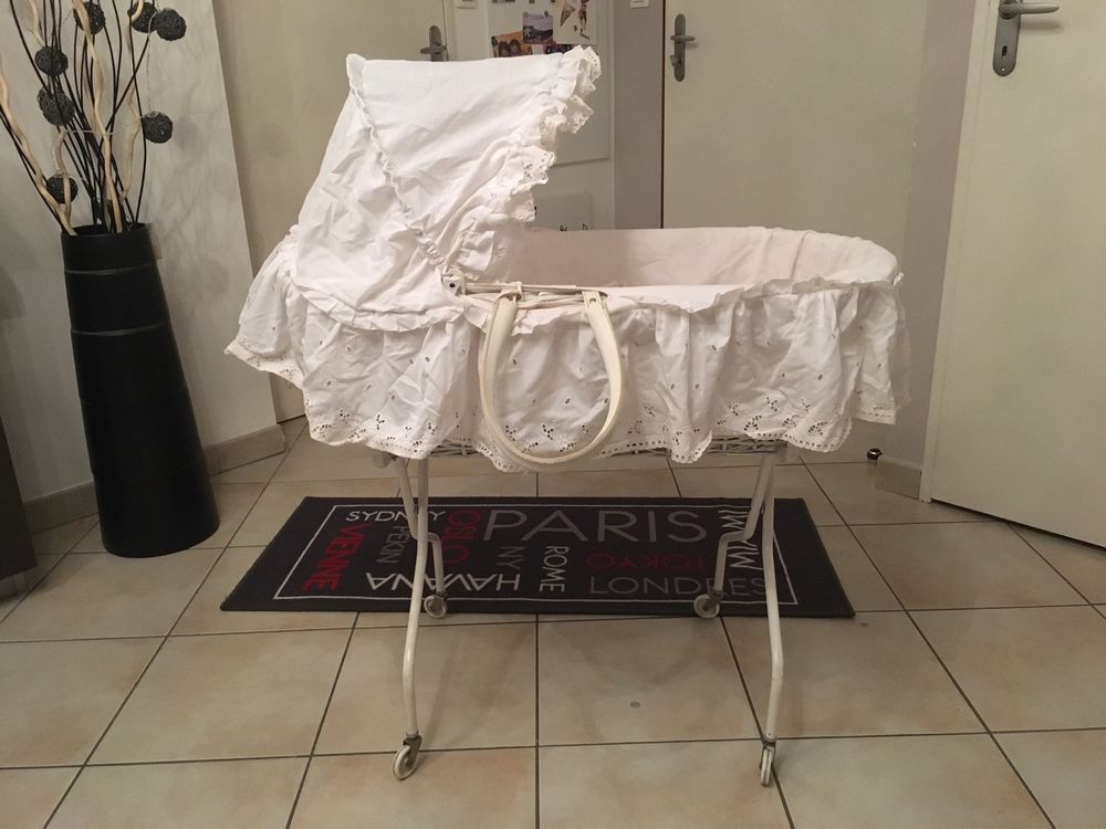 Berceau en osier blanc 50 Varces-Alli�res-et-Risset (38)