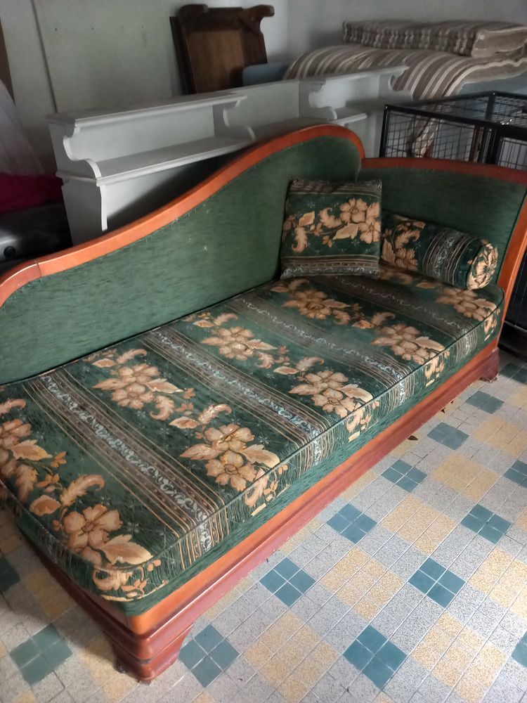 Bergere/canap� a renover 30 Bourdelles (33)