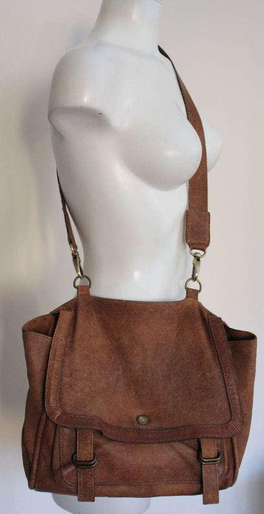 Sac besace cuir GERARD DAREL 90 Issy-les-Moulineaux (92)