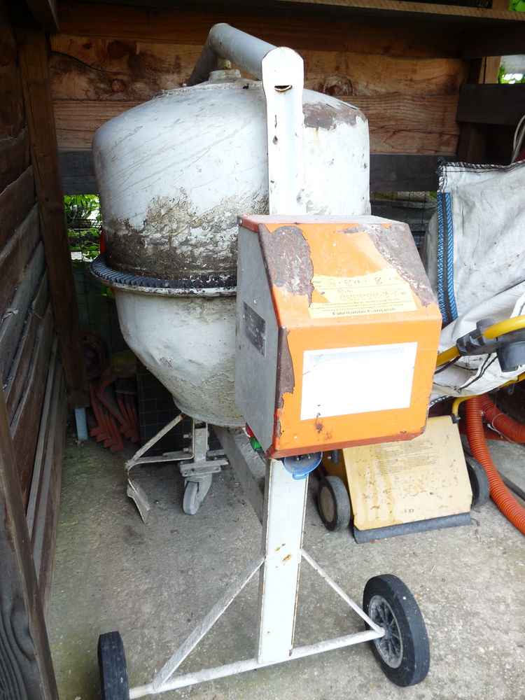 B�tonni�re �lectrique ASTRAD B190 150 Boissy-Saint-L�ger (94)