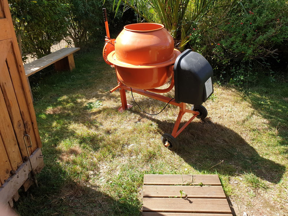 B�TONNI�RE �LECTRIQUE 65 Br�l�s (29)