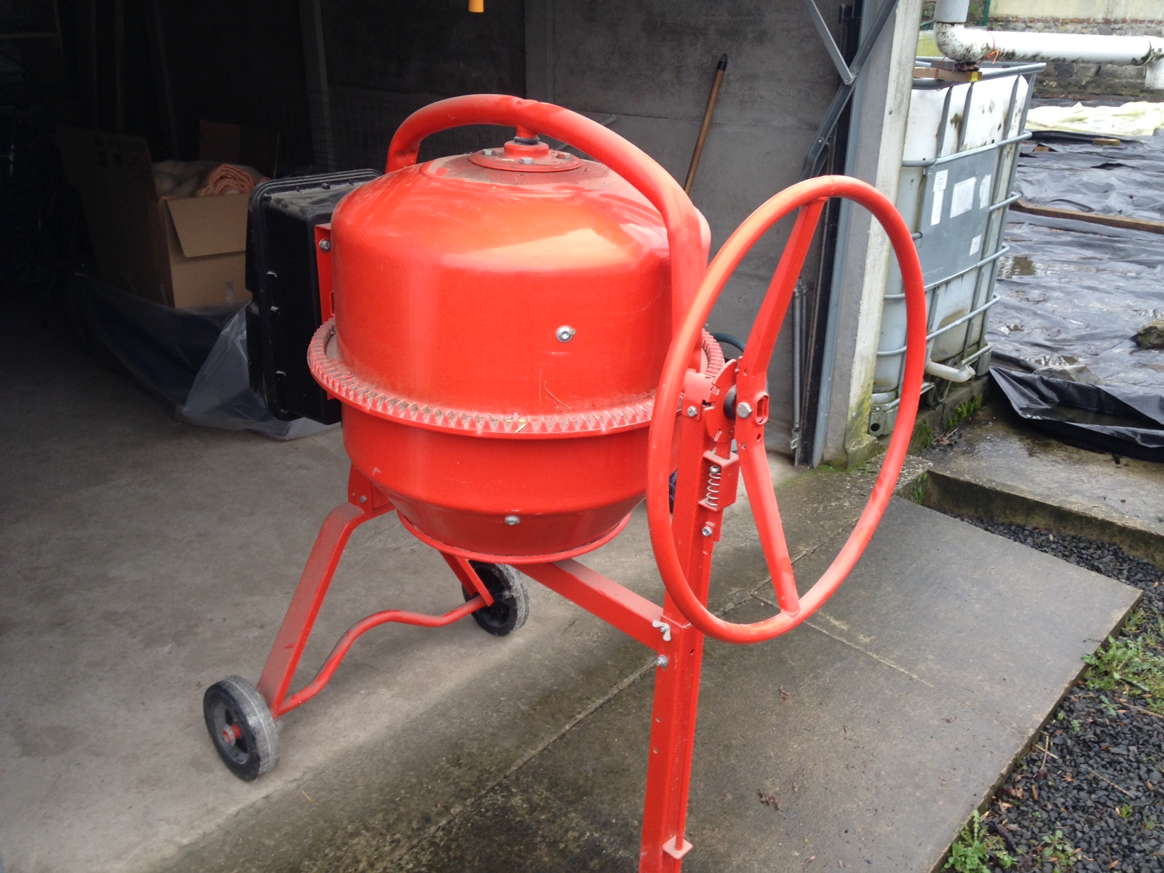 betonniere 200 Ferri�re-la-Grande (59)