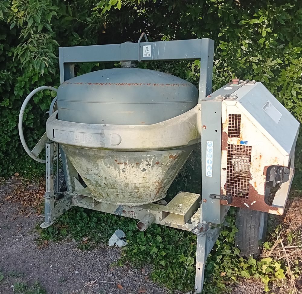 B�tonni�re 850 Saintes (17)