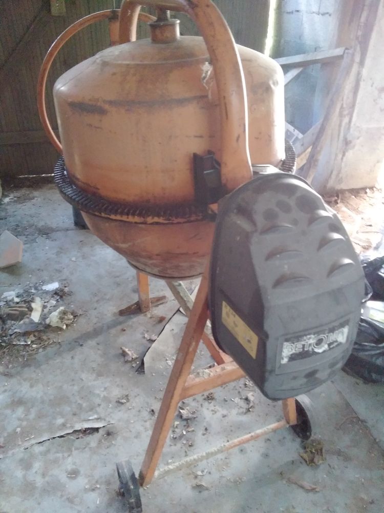 Betonniere 150 Tiffauges (85)