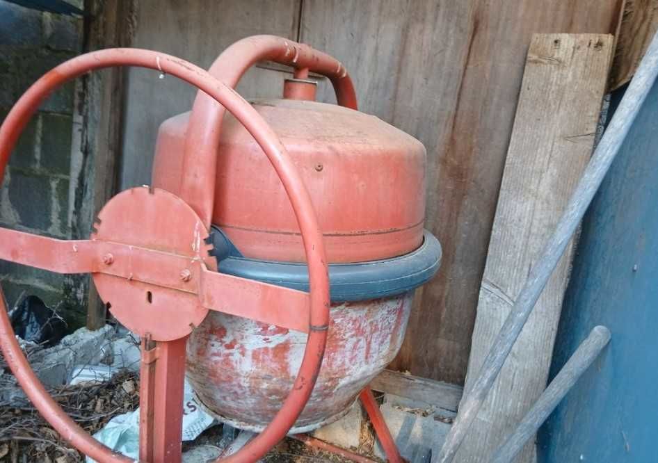 b�tonni�re 250 Annonay (07)