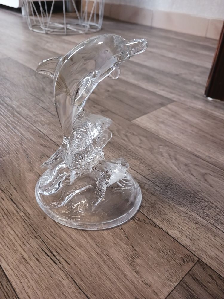 bibelot dauphin en verre 6 Thourotte (60)