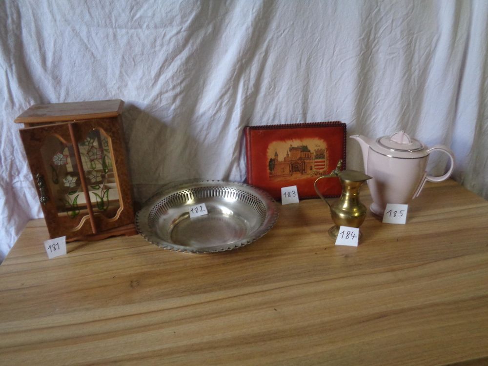 bibelots divers serie no  13 1 Villecomtal (12)