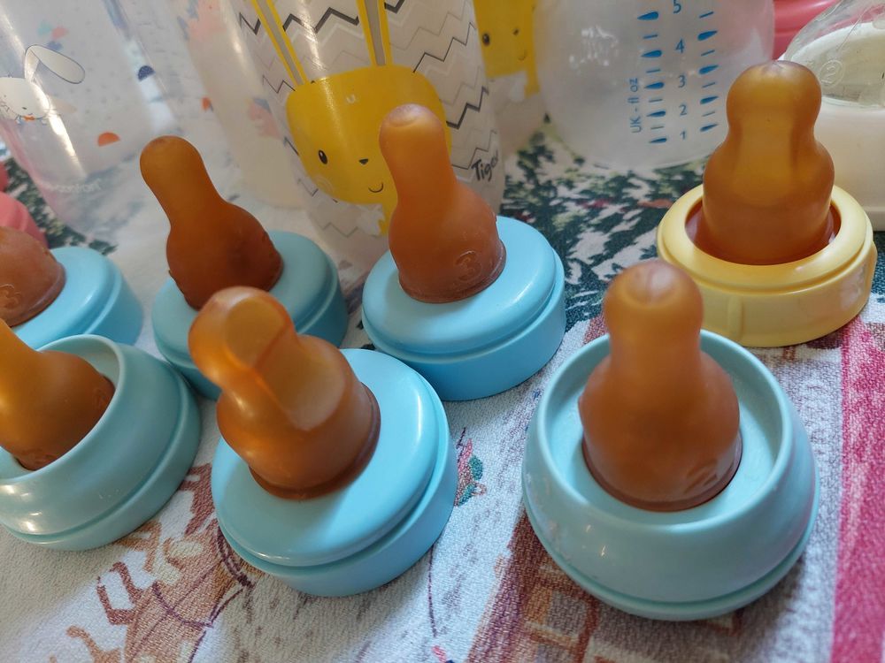 Lot de biberons 10 Toulon (83)