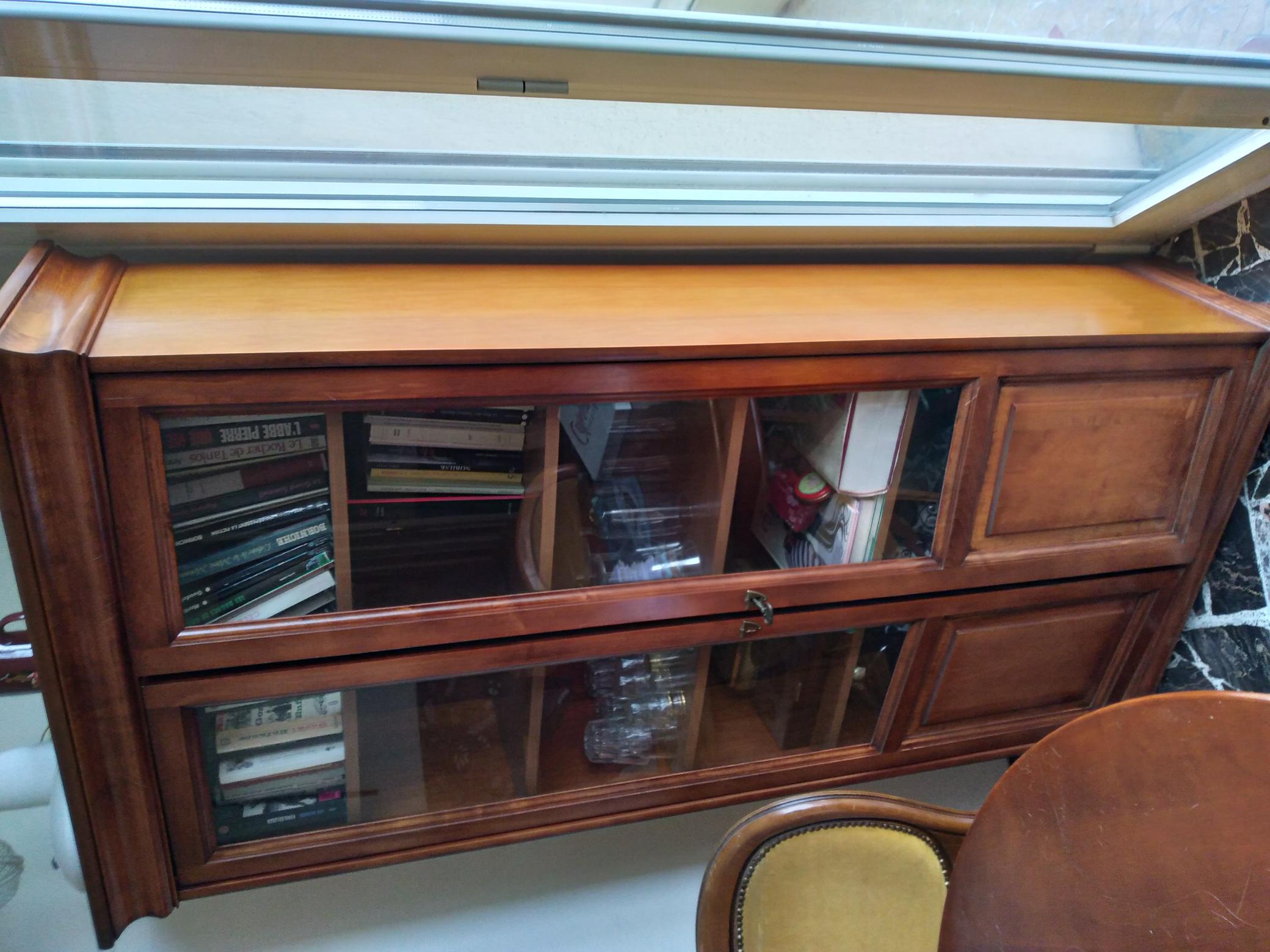 biblioth�que ancienne avec vitre 0 Nice (06)