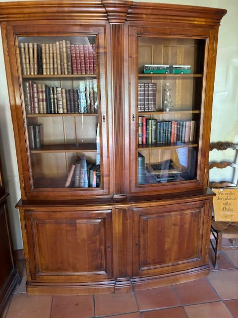 bibliotheque classique 600 Aubagne (13)