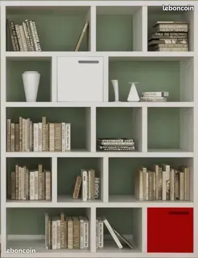 Biblioth�que �tag�re blanche avec casiers 650 Paris 13 (75)