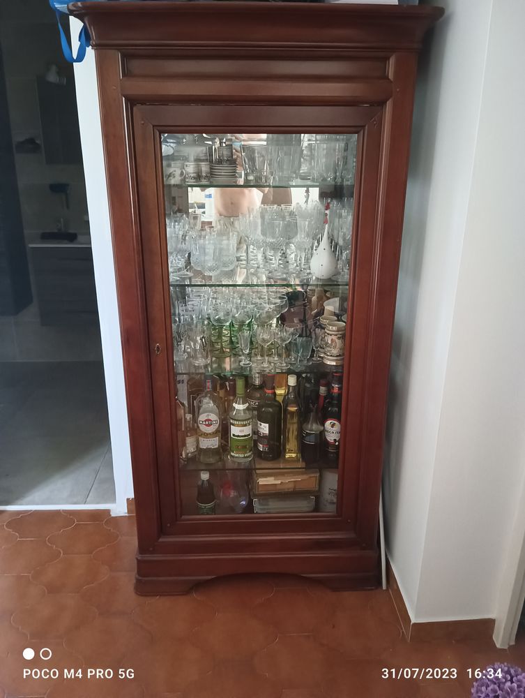 BIBLIOTHEQUE MERISIER 300 Hy�res (83)