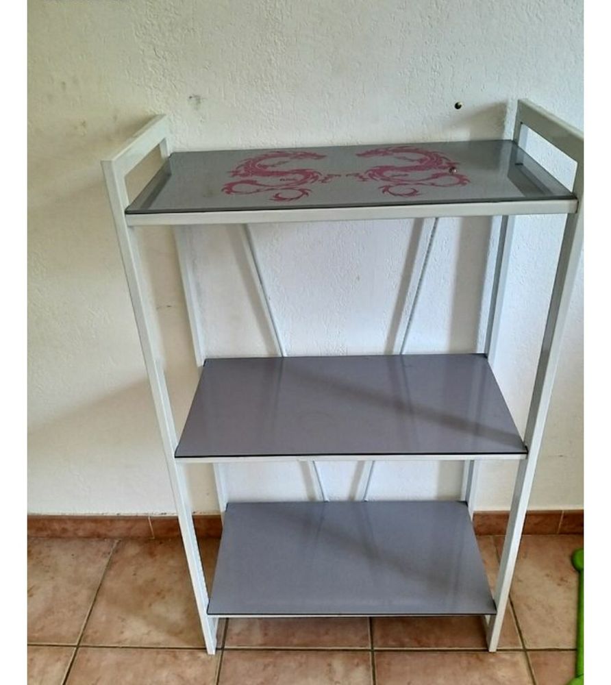 biblioth�que en verre 38 Le Cannet-des-Maures (83)