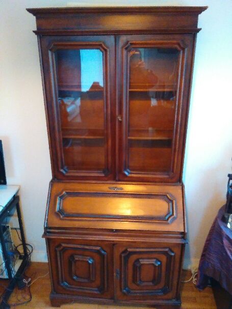 bibliotheque vitrine secretaire 150 Saint-Berthevin (53)